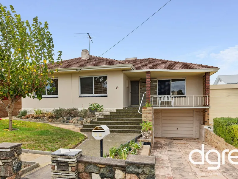 South Freo home with subdivision potential