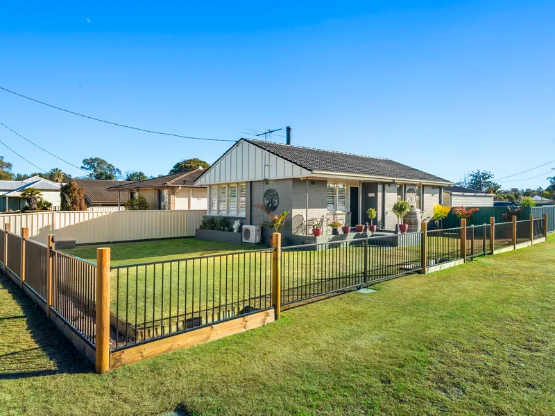 Delightful 3 Bedroom Home Awaiting it's New Owner