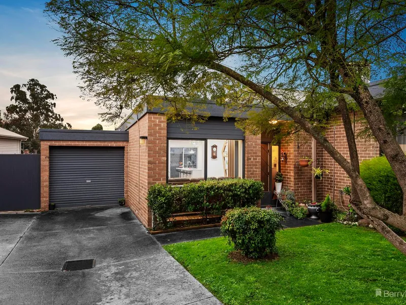 Light & Bright Modern Unit