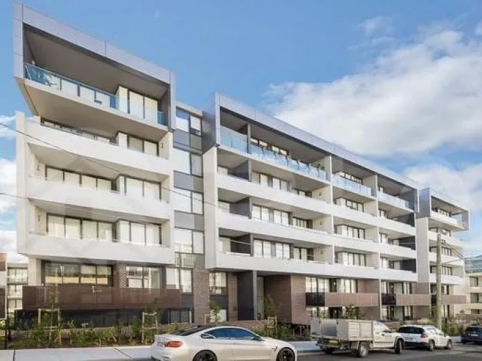 Waterfront Modern Apartment