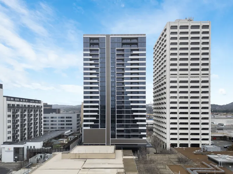 Stylish 1-Bedroom Apartment in the Heart of Woden – Your Urban Oasis Awaits!