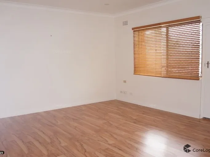 Spacious Two Bedroom Unit