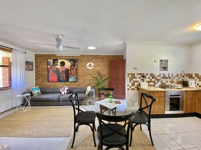 Furnished or unfurnished villa