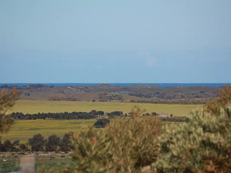 Views to the ocean and landscape