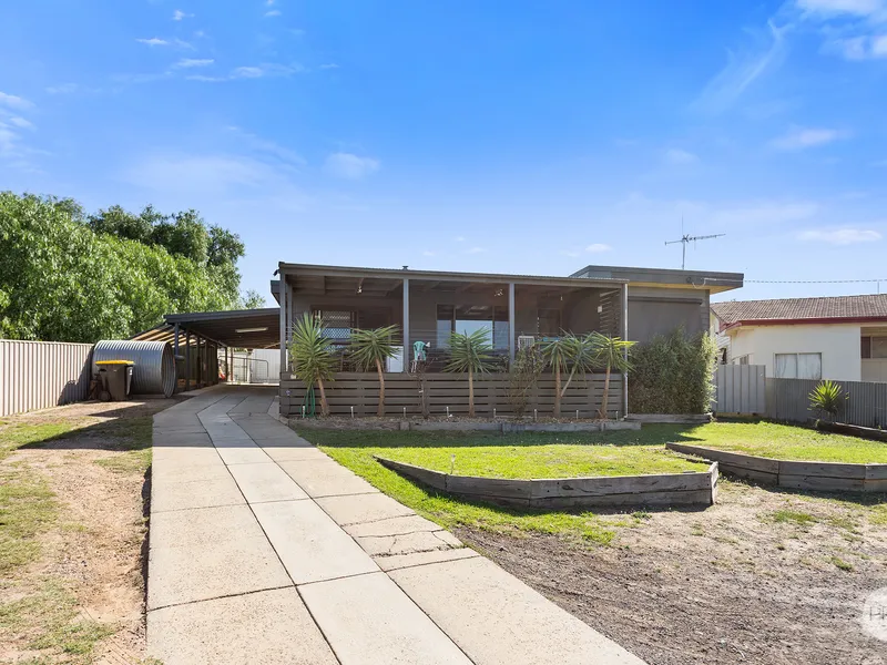 Ticking All The Boxes On Over 1000sqm