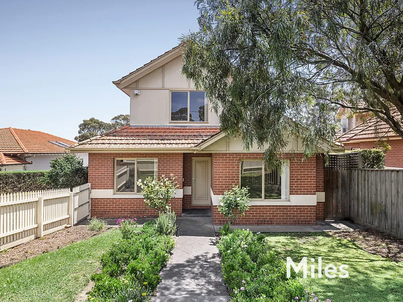 EXECUTIVE ACCOMMODATION CLOSE AUSTIN/MERCY