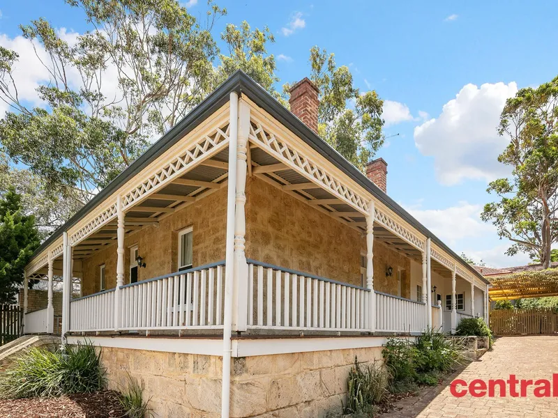 Charming Heritage Cottage