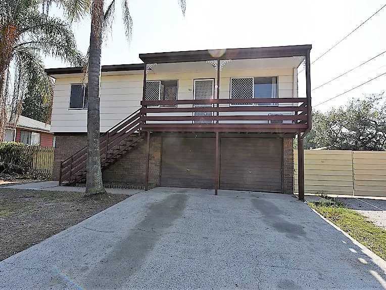FAMILY HOME IN MARSDEN CONVENIENCE
