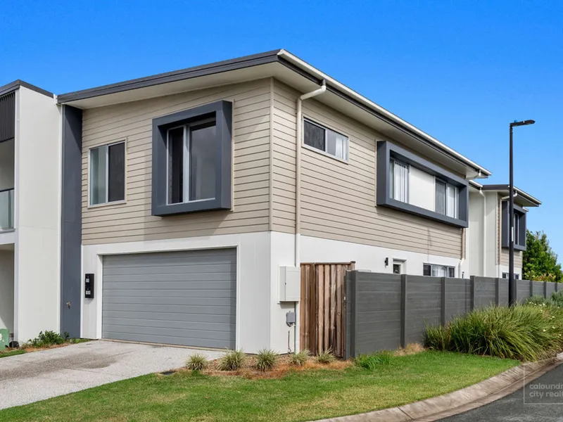 BRAND NEW AND READY FOR NEW TENANTS!