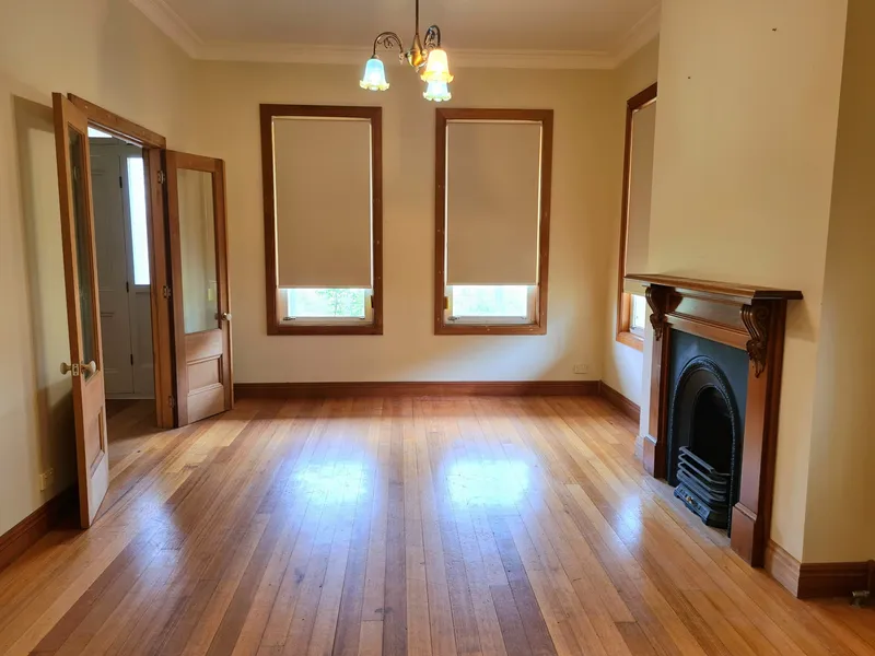 Easy access to Freeway and Amenities