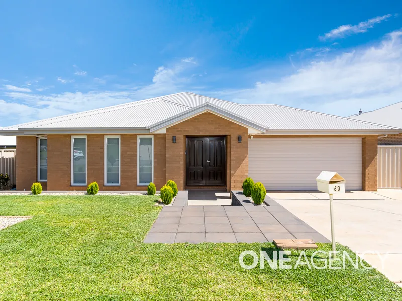 GREAT FAMILY HOME IN GOBBAGOMBALIN