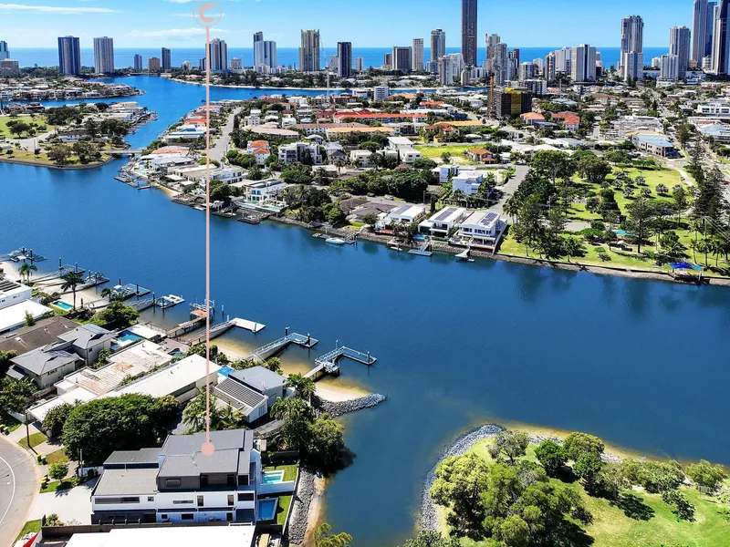 Sophisticated Waterfront Living