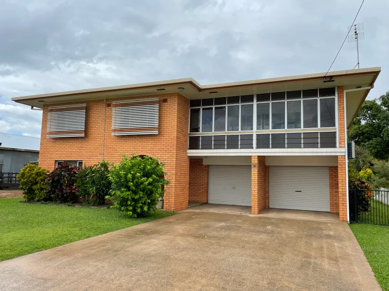 Highset House in Town