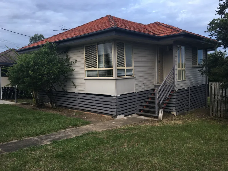 3 Bedroom House looking to be made into a Home.