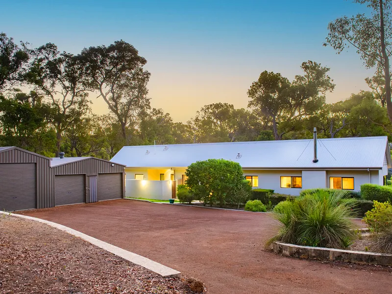 Quality Rural Residential Gem Close to Town