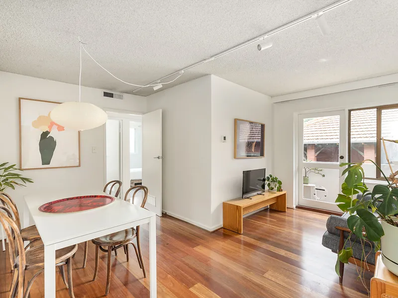 Freshly Updated and Convenient