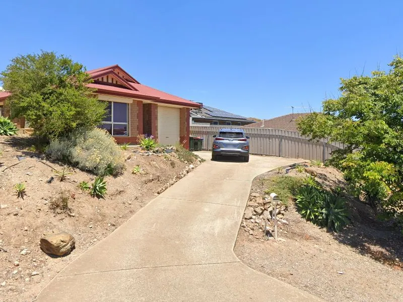 3 bedroom house with A/C