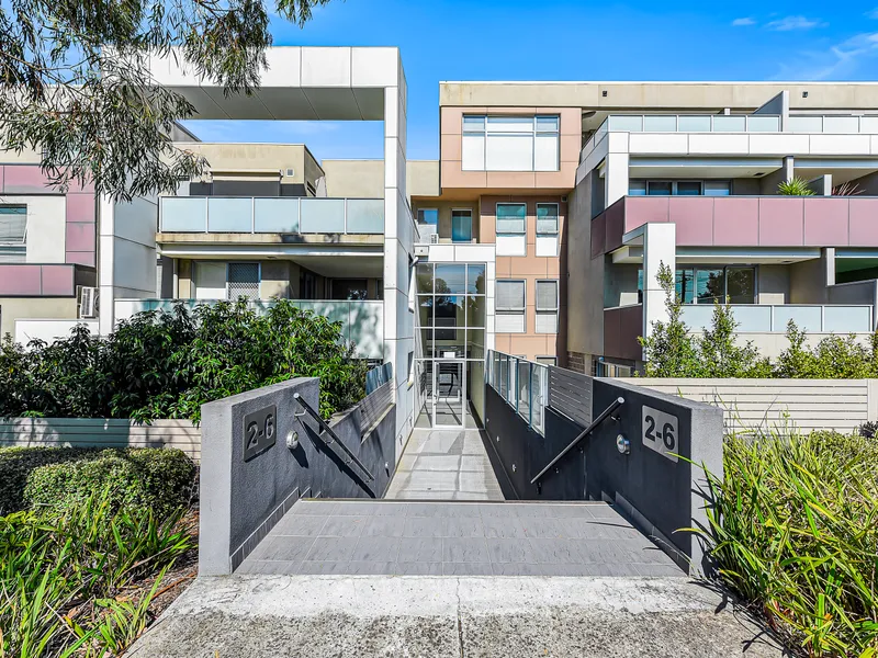 Modern and spacious in a first-class location