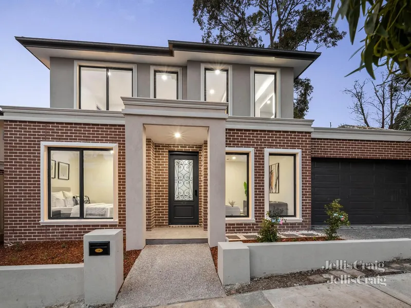 Brand New Freestanding Excellence & Elegance In Tranquil Setting