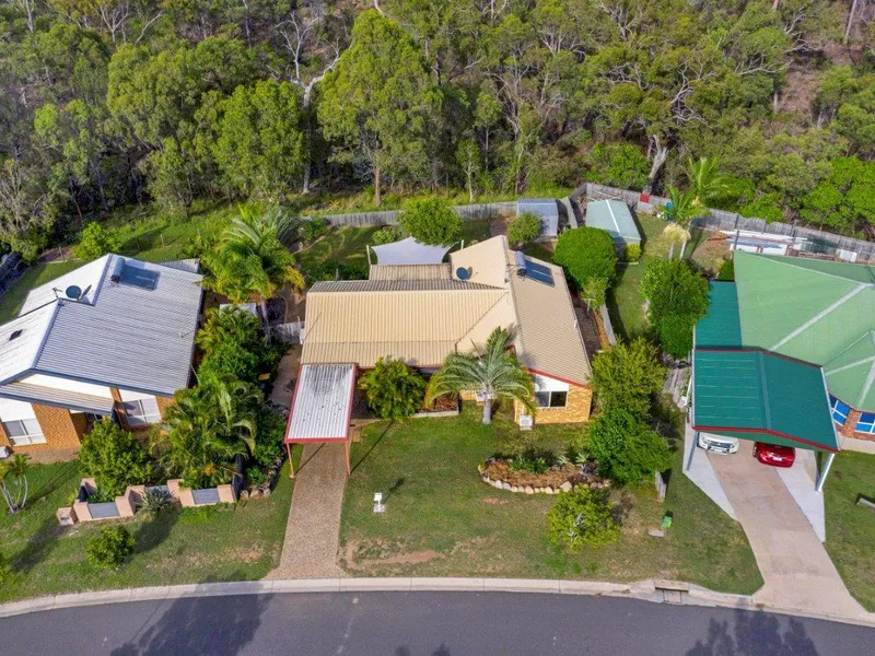 IDEAL FAMILY HOME IN QUIET LOCATION