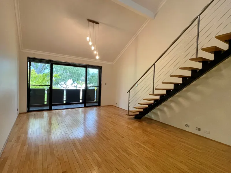 Chic Apartment with Potentail Loft Third Bedroon or Office/Study