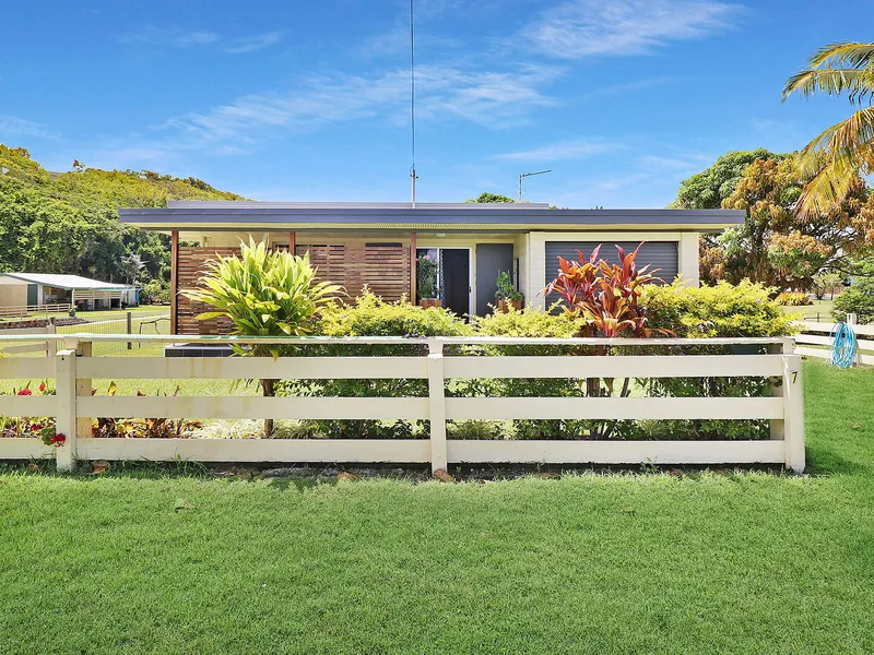 Come Saviour the Tranquility of Keppel Sands!