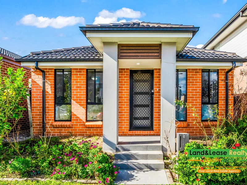 Free Standing House For Sale | Walk to Edmondson Park Train Station | Walk to Bardia Public School