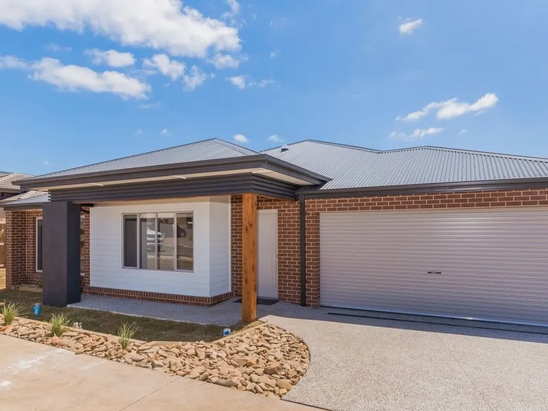 Shared Accommodation - 3 Rooms Available