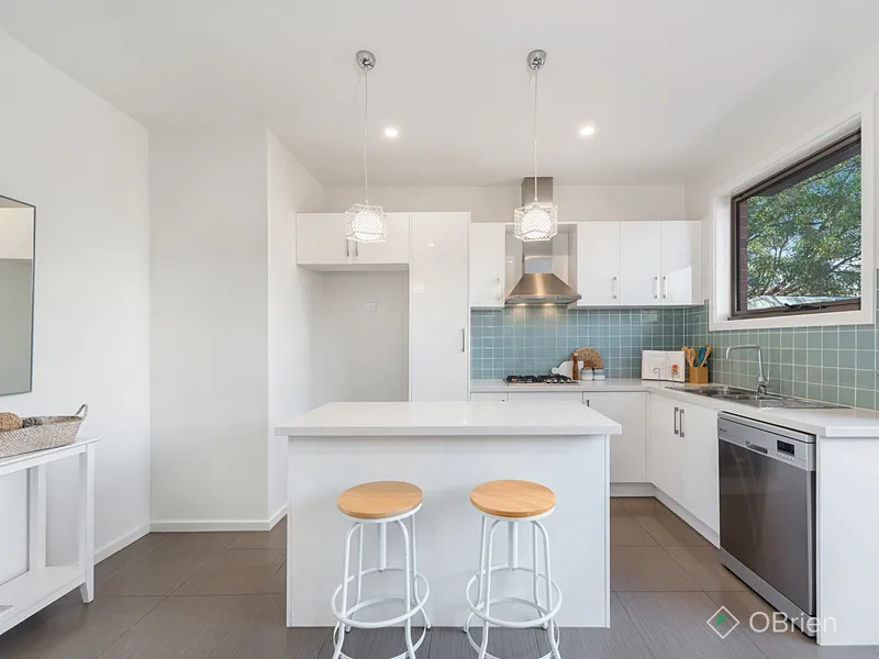 Stylish townhouse with beach basically at front door