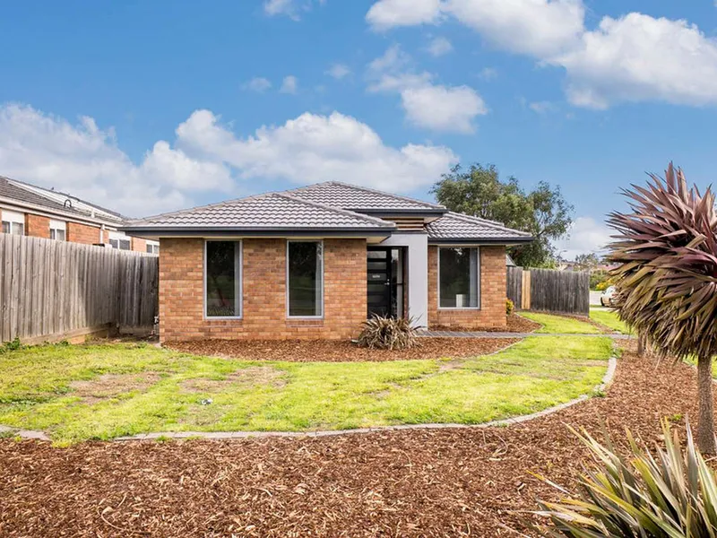 GORGEOUS 3 BEDROOM FAMILY HOME!!