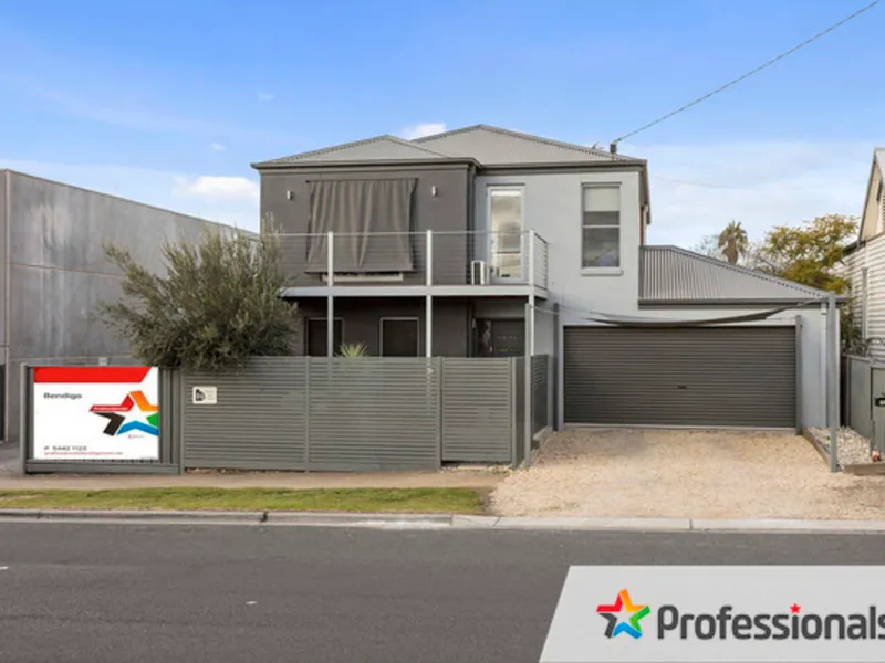 Modern 4 Bedroom Double Storey Home