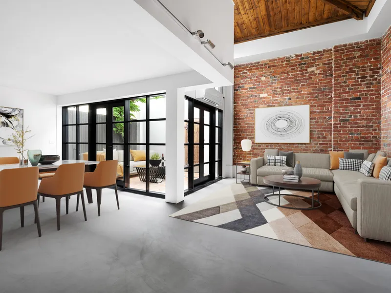 Authentic warehouse style, spacious, secluded & fully renovated!