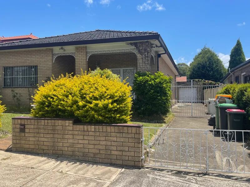 Renovated house for rent in Burwood