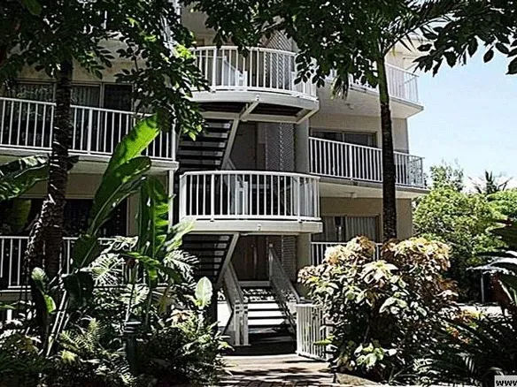 MID FLOOR BEACH RESORT STYLE APARTMENT