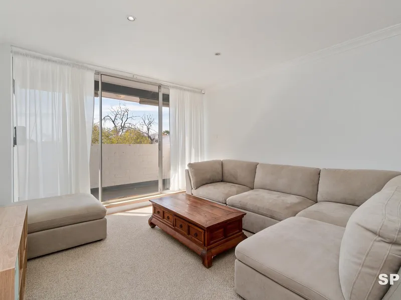 Be Quick - Experience Living Close to the Swan River – Fully Furnished and Equipped