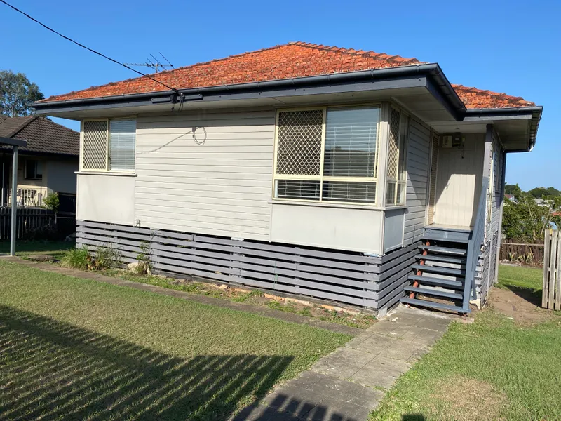 Fully fenced and low maintenance