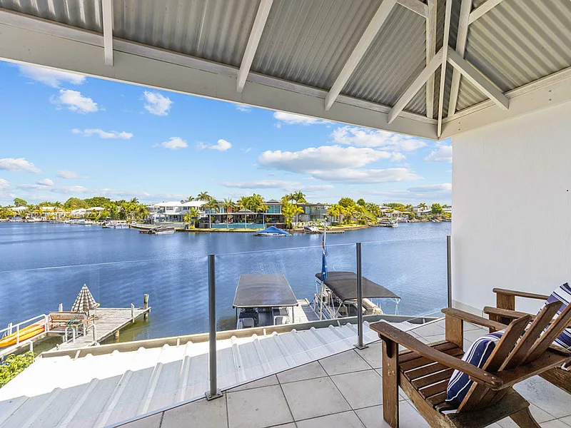 Waterfront Townhouse in Noosa Waters