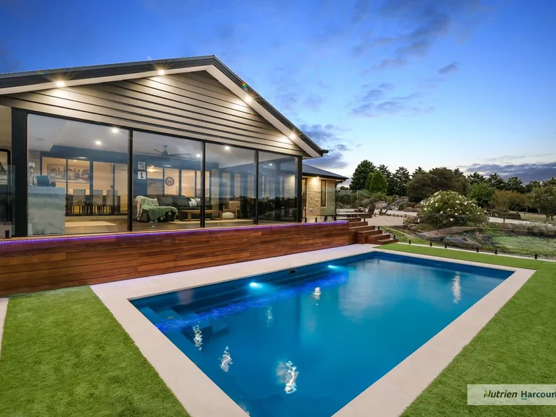 Rural Perfection On Melbourne's Fringe