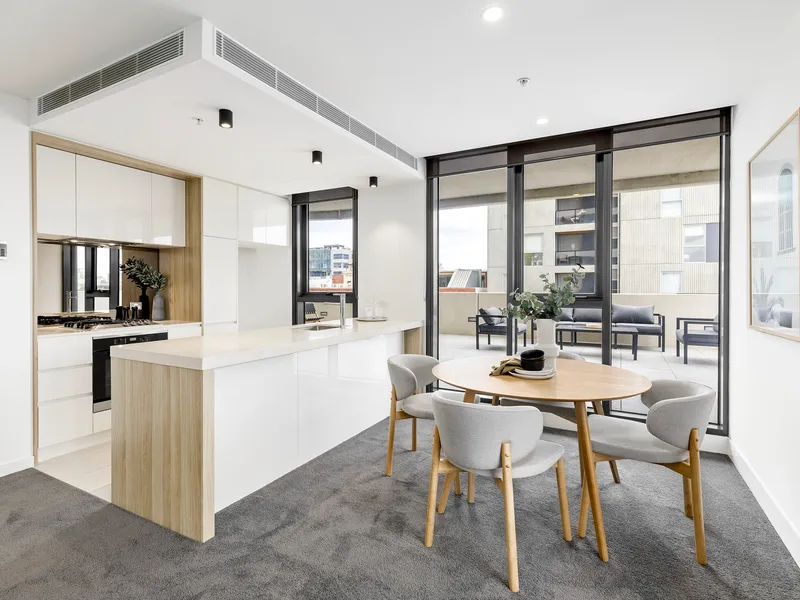 Light filled apartment located in an iconic South Yarra block