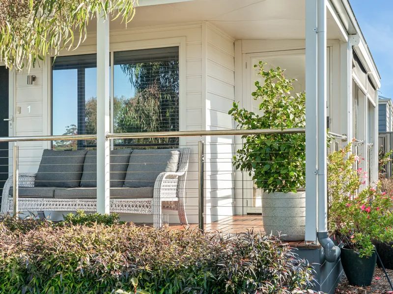 Williams Corner - Luxury with a View