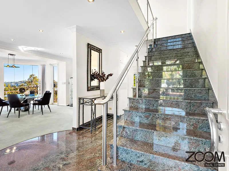 GRAND 7 BEDROOM FAMILY HOME | THE PERFECT OASIS 