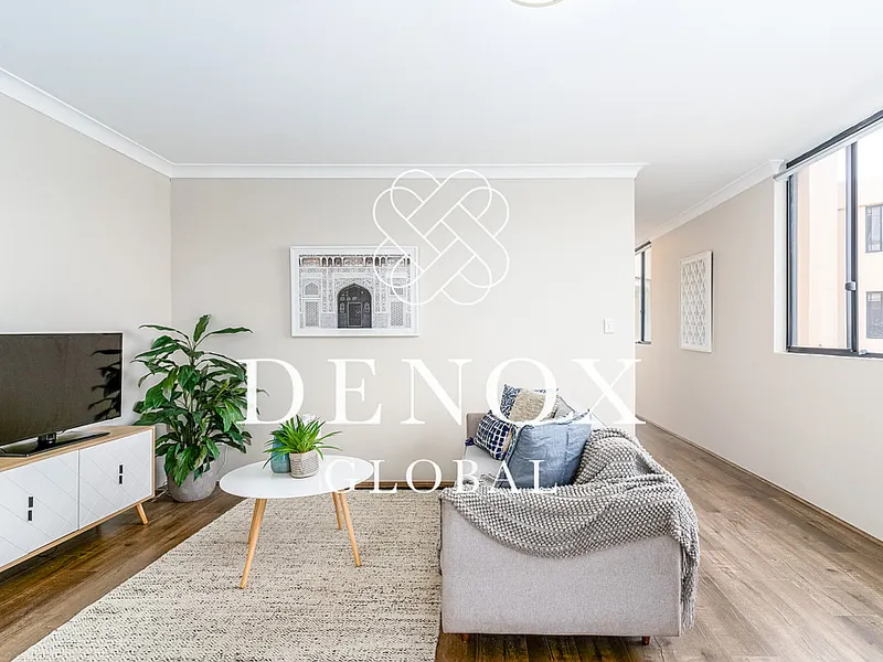 MODERN, BRIGHT AND NEWLY RENOVATED LEVEL 4 APARTMENT     