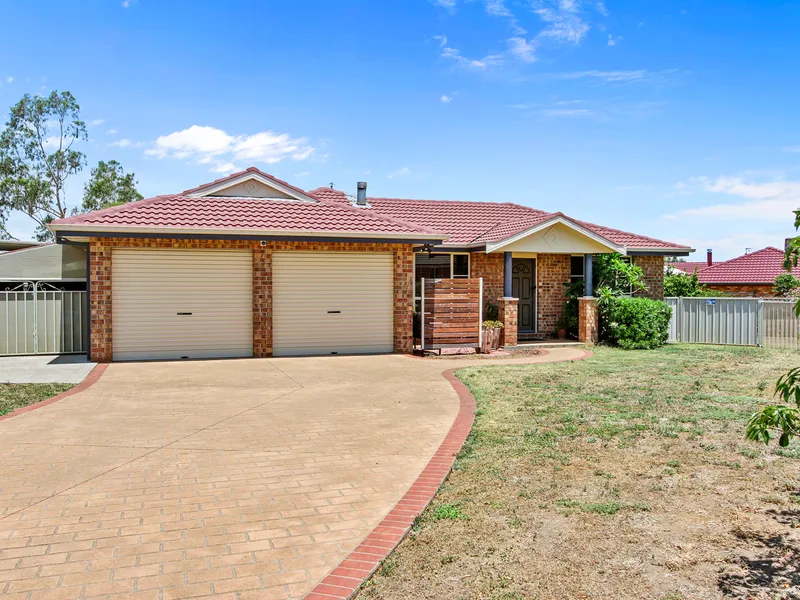 Three Bedroom Home in Hillvue