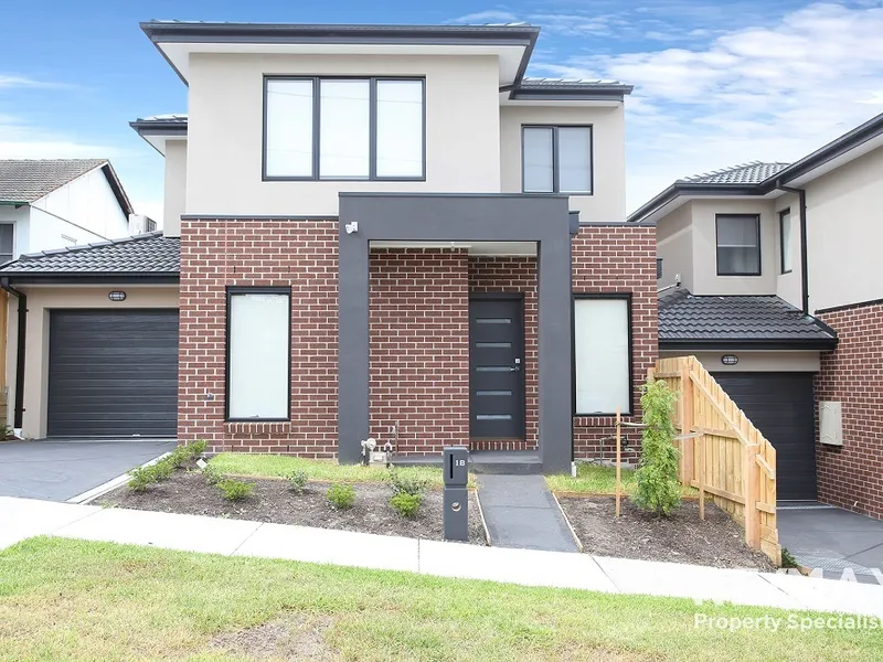 Modern Townhouse in a Superb Locale