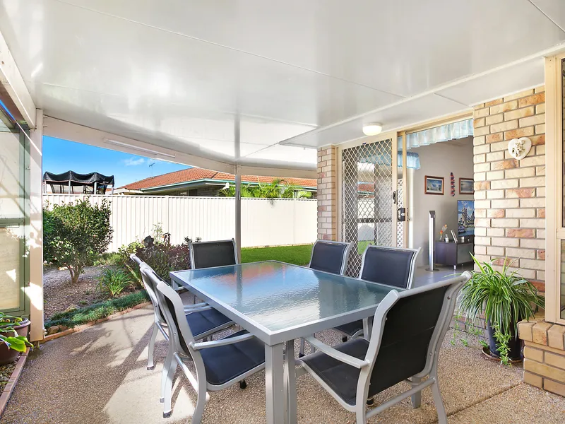 Low-maintenance living in peaceful Banora Point address