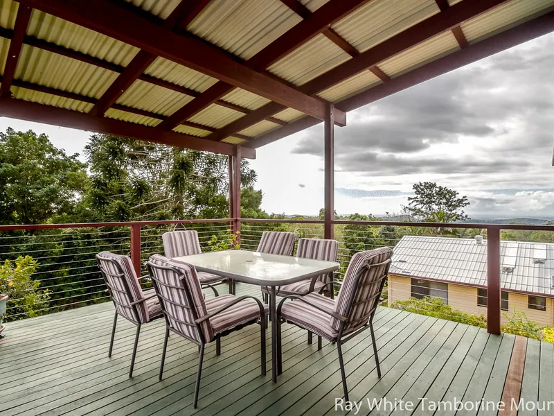 Fabulous Gold Coast Views - Dual occupancy home