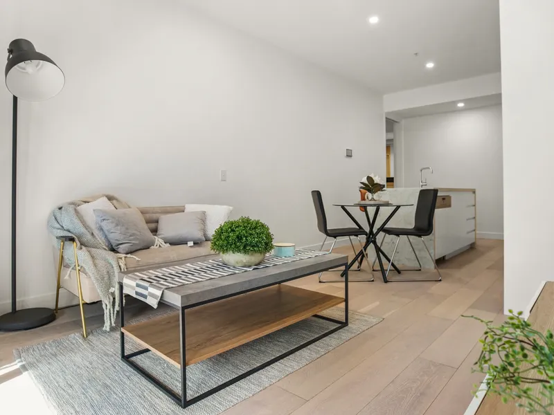 North Facing Courtyard Convenience 