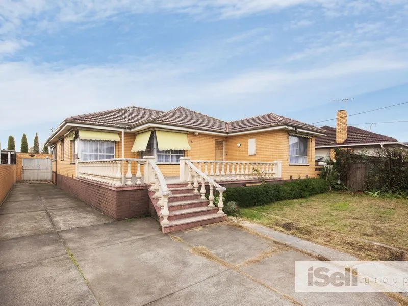 Spacious 3 Bedroom Home in Noble Park