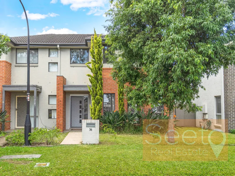 293 SQM: Freshly Renovated (3 br) Duplex with Low Strata and Resort Facilities