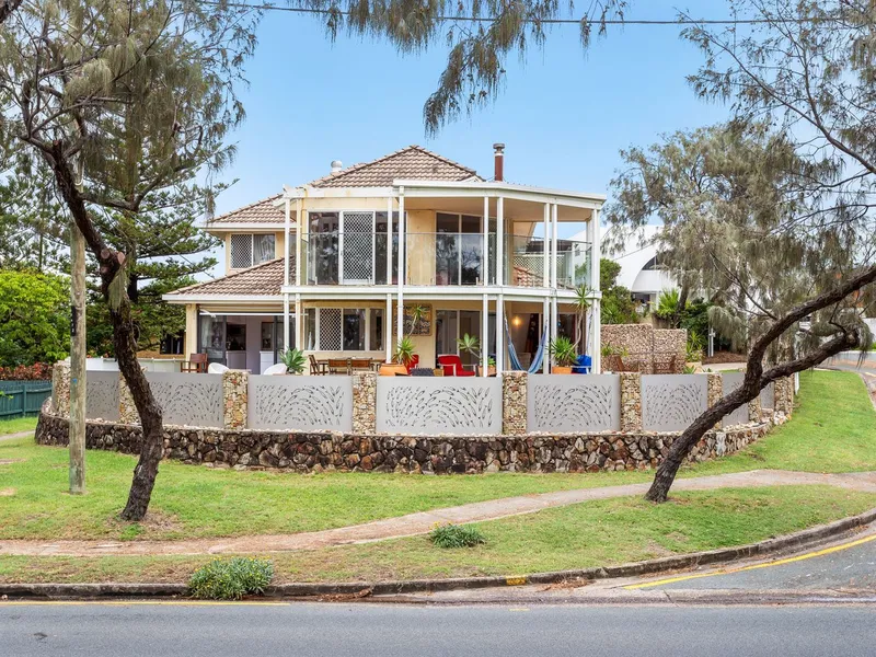 Ultimate beachfront furnished home